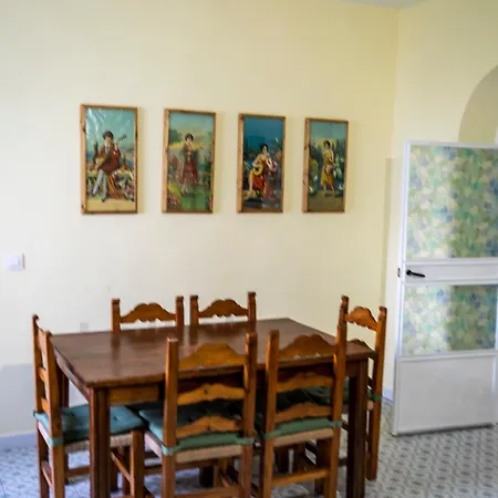 Casa Hacha *